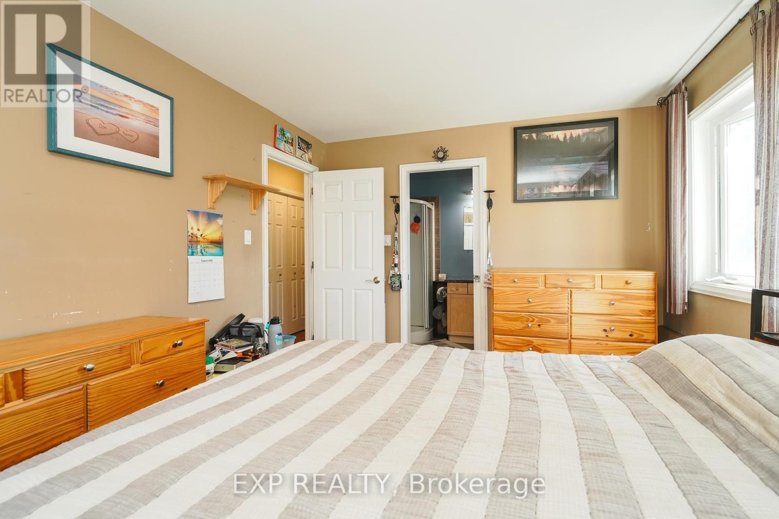 












36 KEEWATIN CRESCENT

,
Ottawa,




Ontario
K2E6Z1


