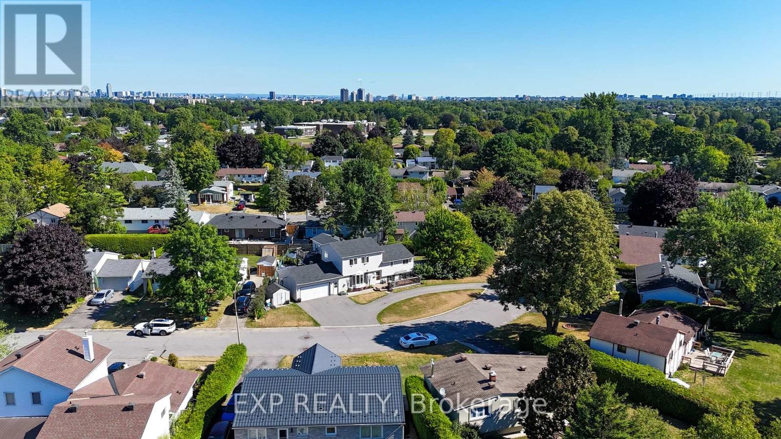 












36 KEEWATIN CRESCENT

,
Ottawa,




Ontario
K2E6Z1

