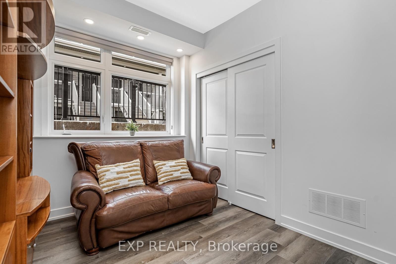 












252 BIG SKY PRIVATE

,
Ottawa,




Ontario
K1T0M8

