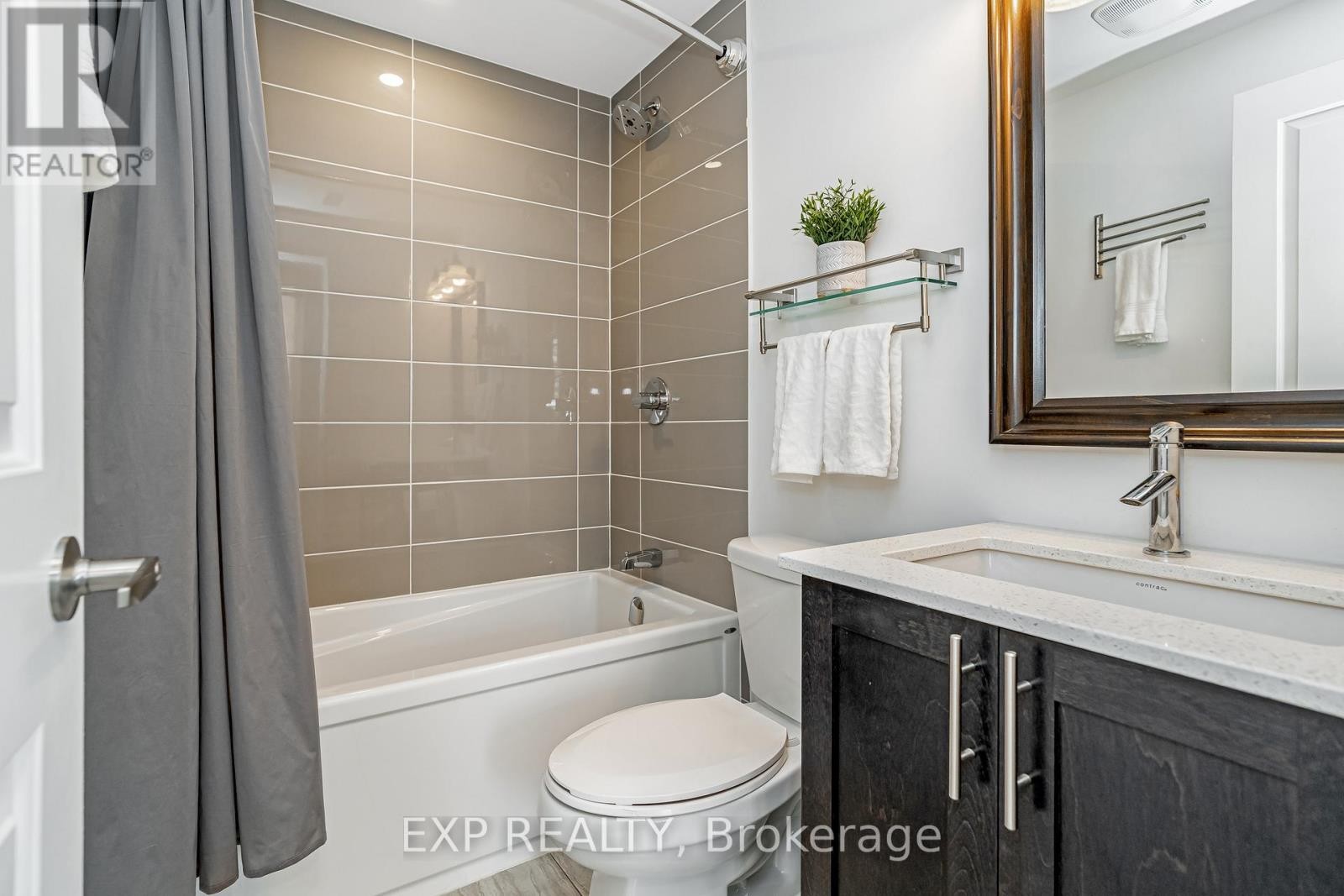 












252 BIG SKY PRIVATE

,
Ottawa,




Ontario
K1T0M8

