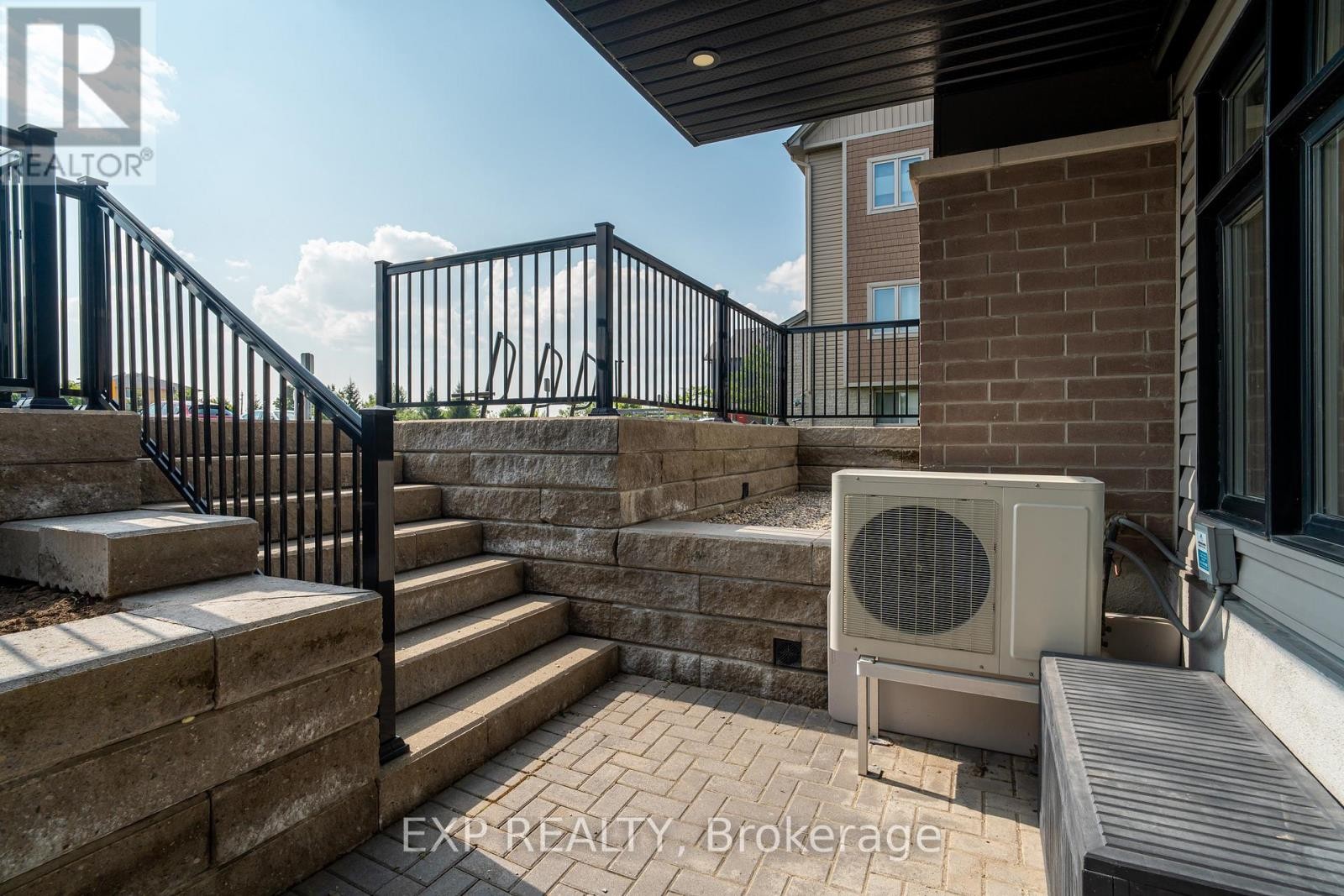 












252 BIG SKY PRIVATE

,
Ottawa,




Ontario
K1T0M8

