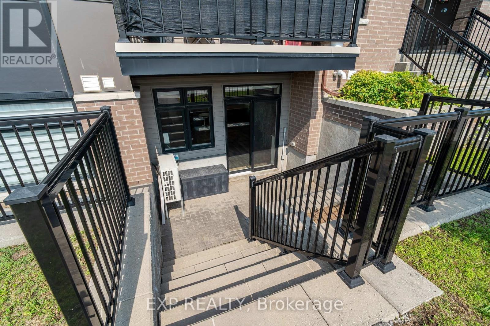 












252 BIG SKY PRIVATE

,
Ottawa,




Ontario
K1T0M8

