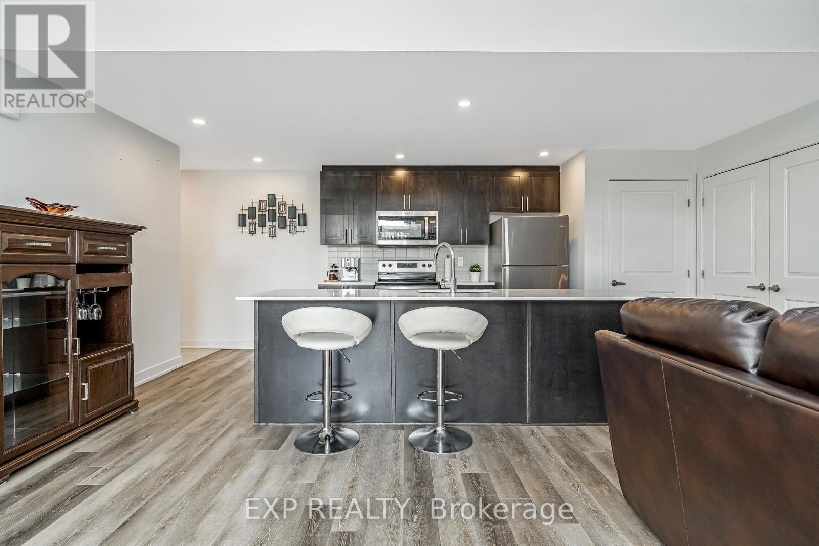 












252 BIG SKY PRIVATE

,
Ottawa,




Ontario
K1T0M8

