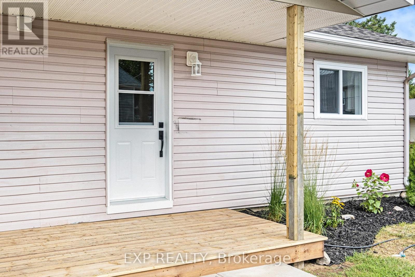












68 ANDREW STREET

,
The Nation,




Ontario
K0A2M0

