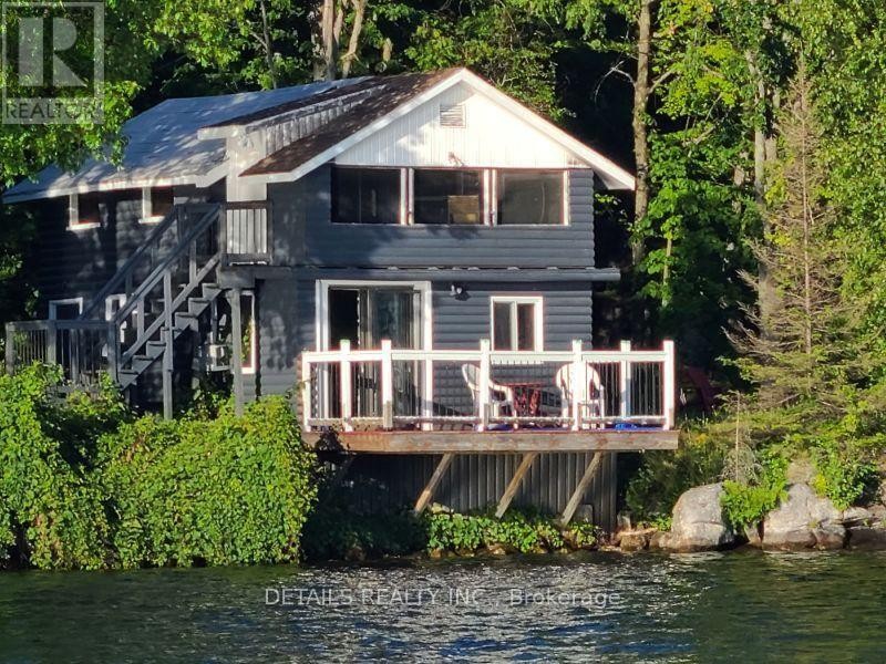 












411 PICKEREL BAY ROAD

,
Lanark Highlands,




Ontario
K0A3L0

