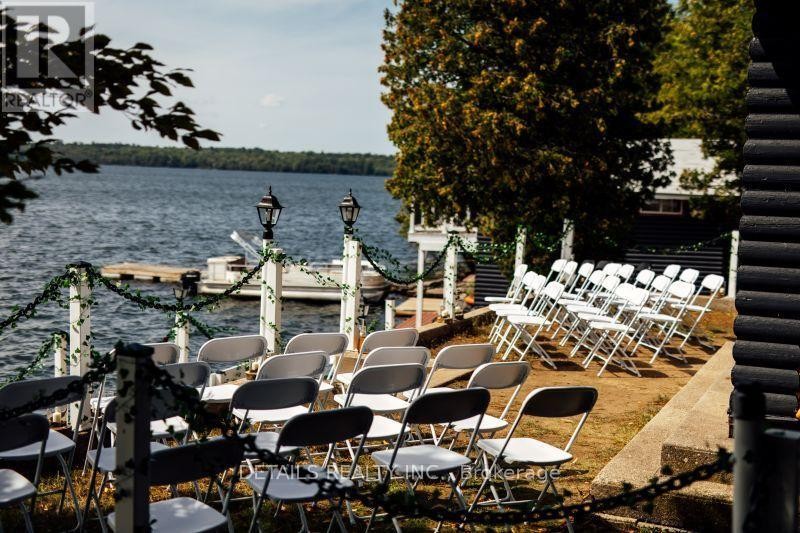 












411 PICKEREL BAY ROAD

,
Lanark Highlands,




Ontario
K0A3L0

