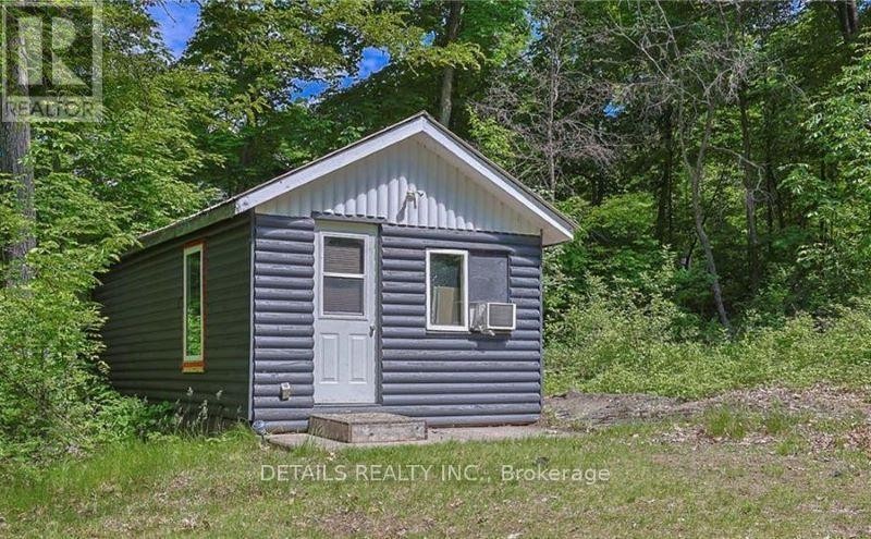 












411 PICKEREL BAY ROAD

,
Lanark Highlands,




Ontario
K0A3L0

