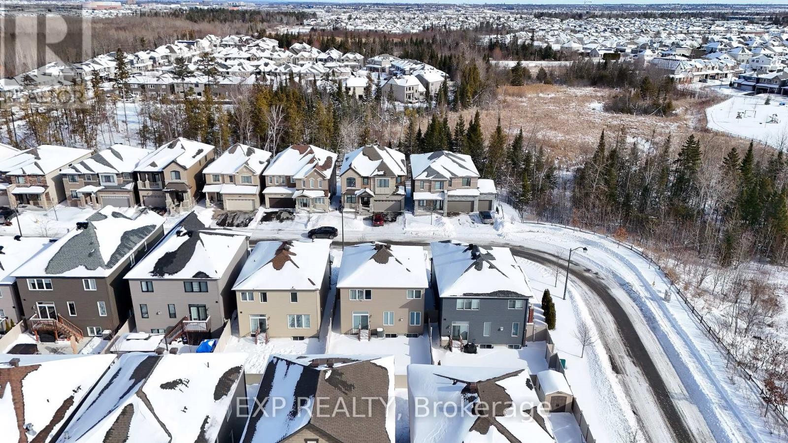 












628 EAGLE CREST HEIGHTS

,
Ottawa,




Ontario
K2S2E6

