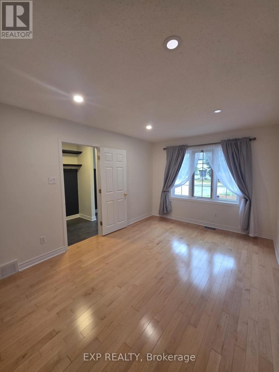 












45 TARTAN DRIVE

,
Ottawa,




Ontario
K2J2V9

