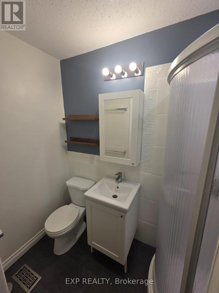 












45 TARTAN DRIVE

,
Ottawa,




Ontario
K2J2V9

