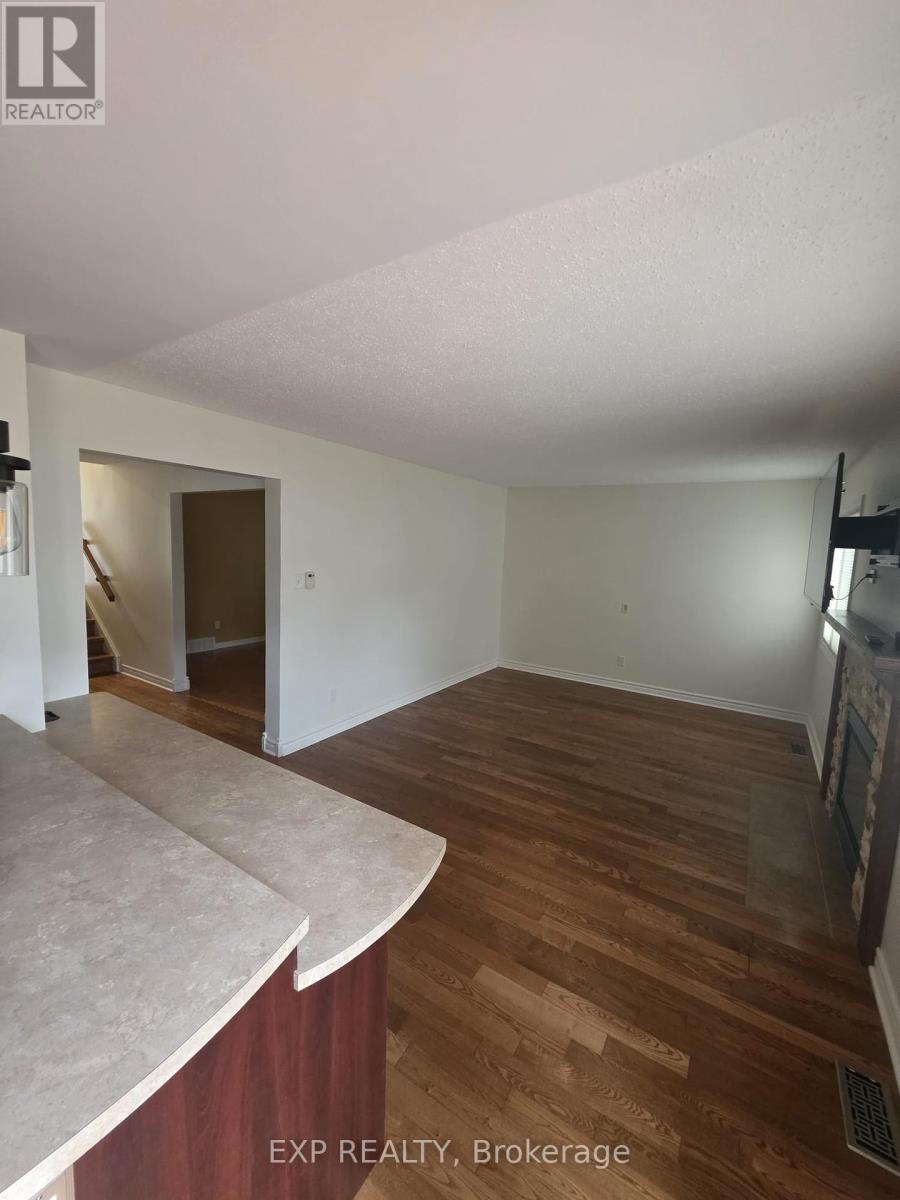 












45 TARTAN DRIVE

,
Ottawa,




Ontario
K2J2V9

