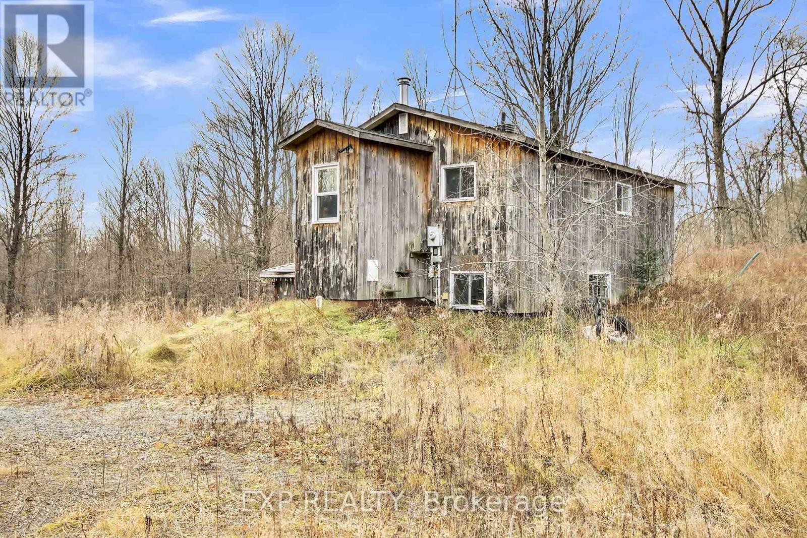 












370 DARLING, CONCESSION 10 ROAD

,
Lanark Highlands,




Ontario
K0A1P0

