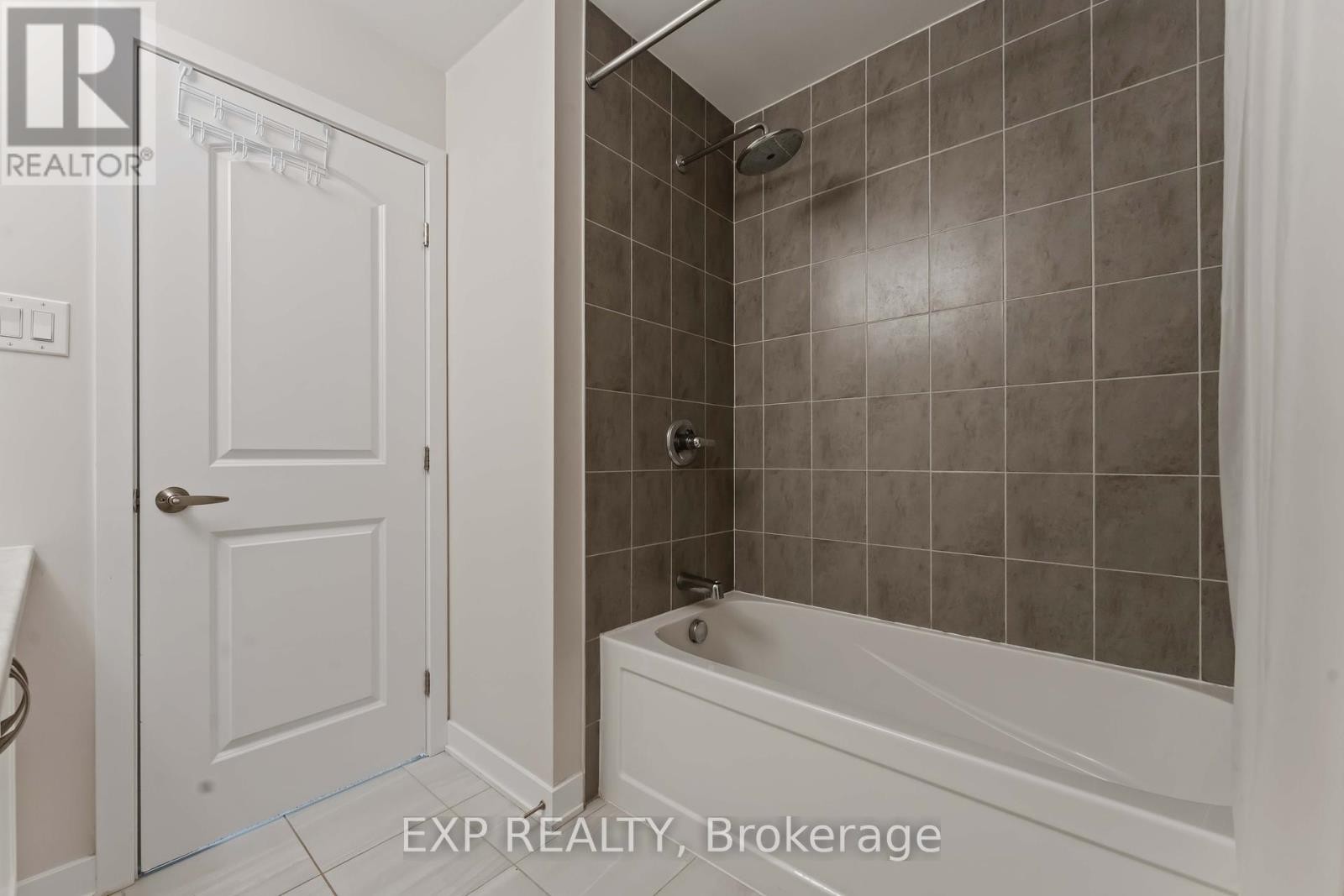 












234 PURSUIT TERRACE

,
Ottawa,




Ontario
K0A2Z0

