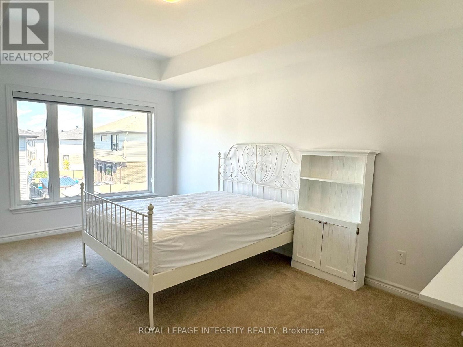 












53 WHOOPING CRANE RIDGE

,
Ottawa,




Ontario
K4M0P2

