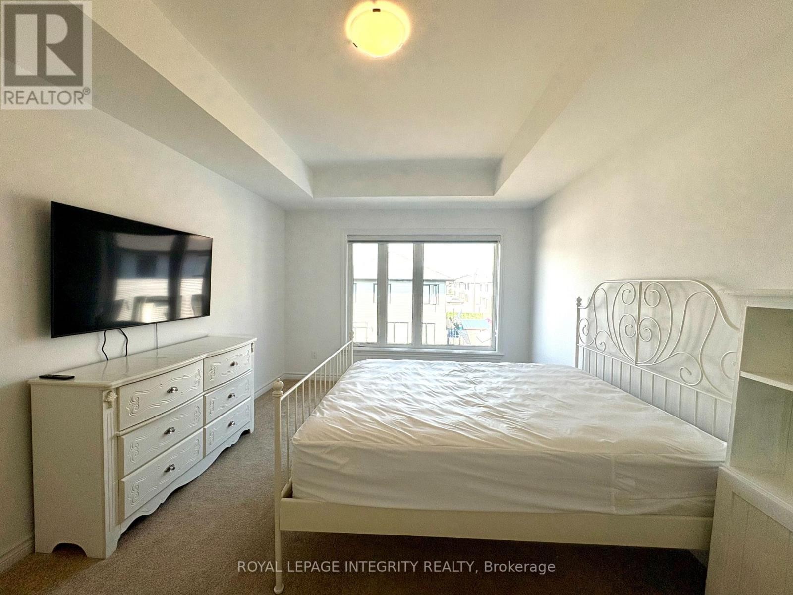 












53 WHOOPING CRANE RIDGE

,
Ottawa,




Ontario
K4M0P2

