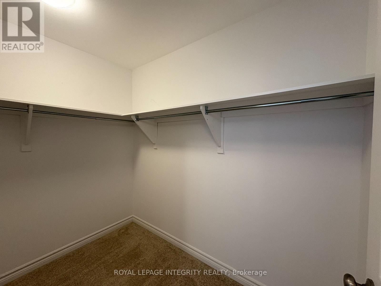 












53 WHOOPING CRANE RIDGE

,
Ottawa,




Ontario
K4M0P2

