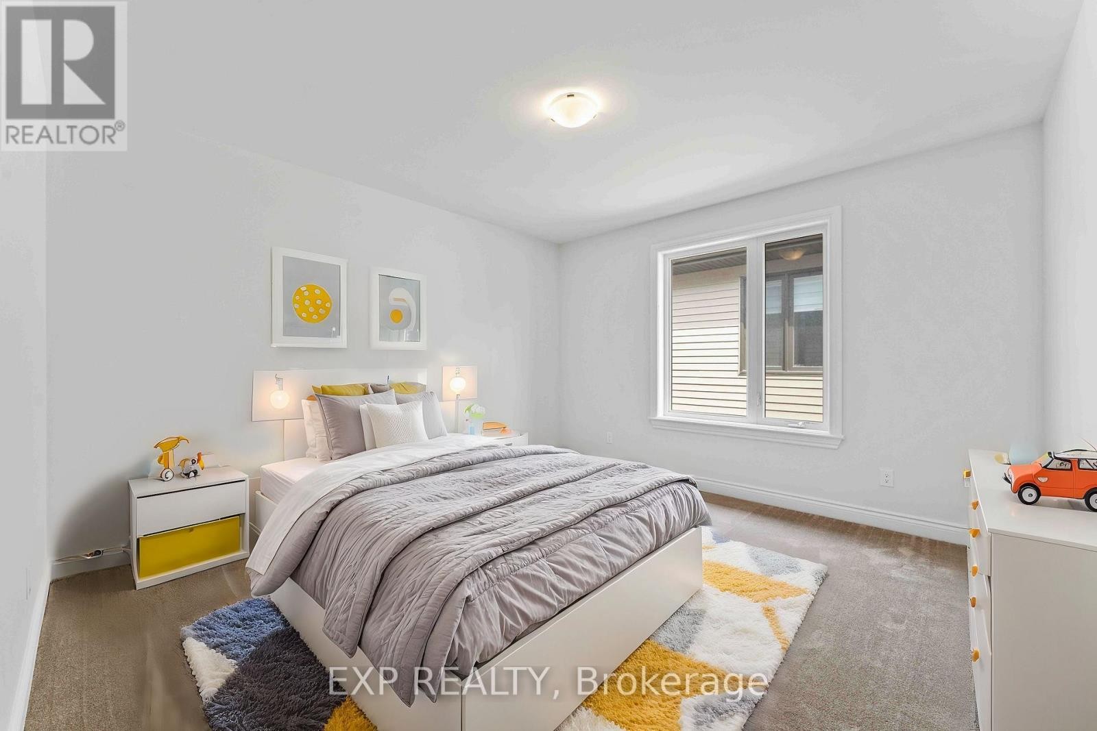 












156 FINSBURY AVENUE E

,
Ottawa,




Ontario
K2S1B6

