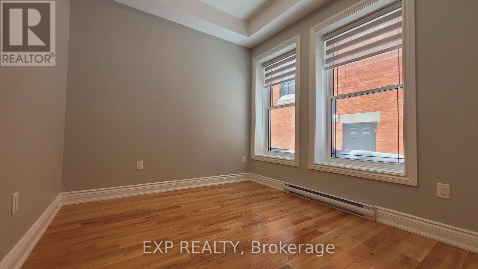 












103 - 157-159 JAMES STREET

,
Ottawa,




Ontario
K1R5M4

