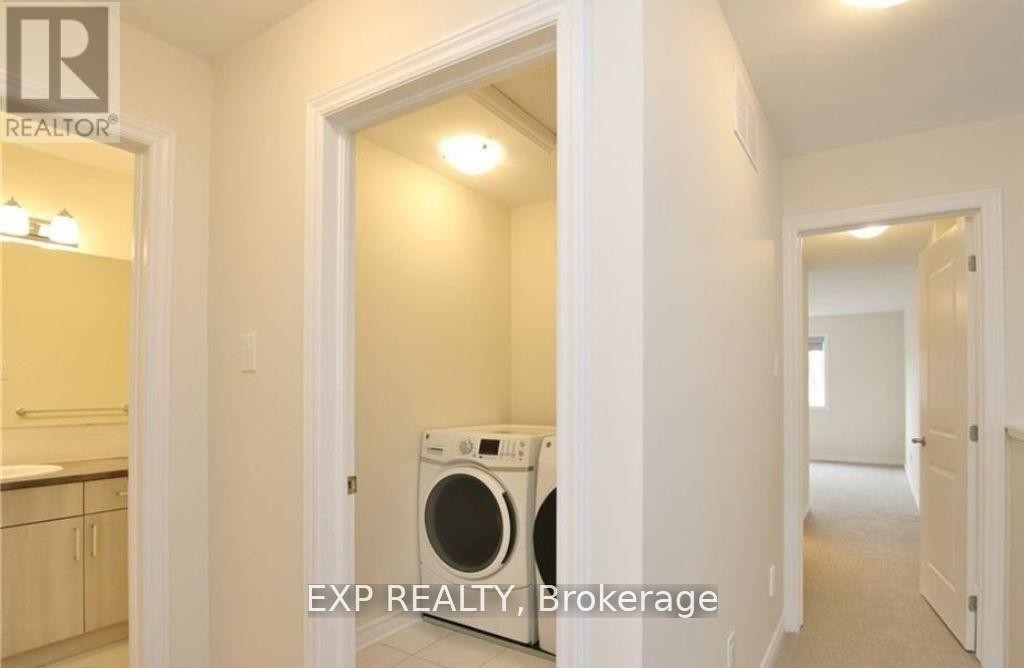 












18 ROOKIE CRESCENT

,
Ottawa,




Ontario
K2V0R9

