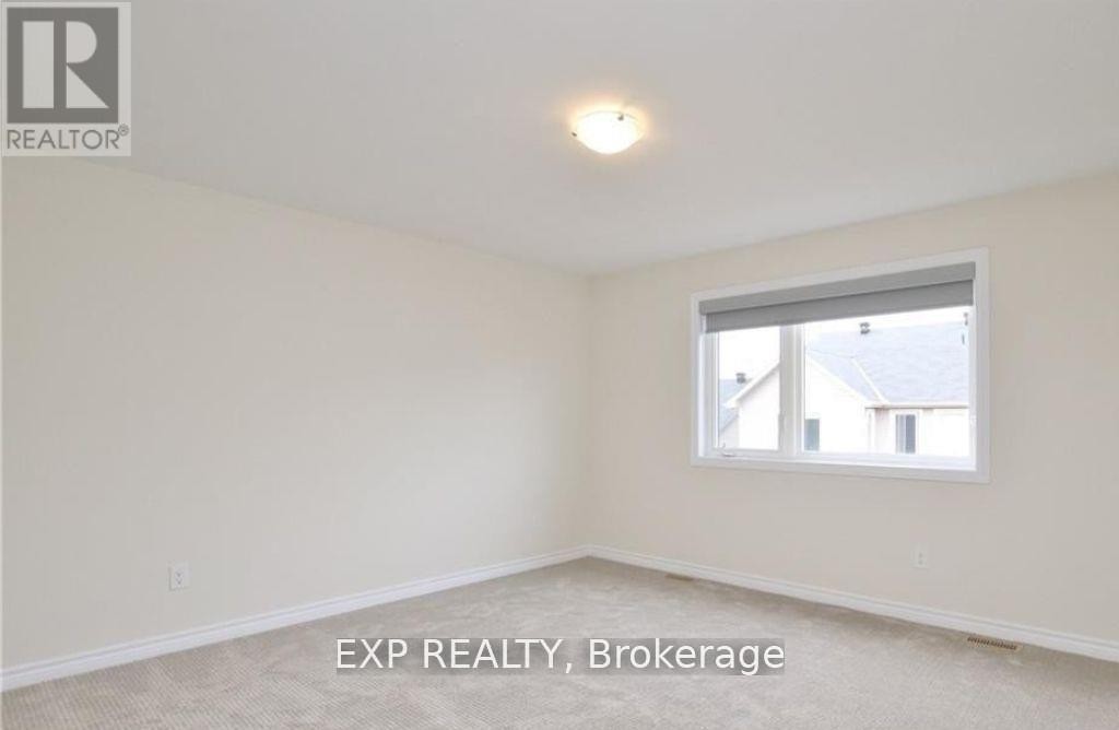 












18 ROOKIE CRESCENT

,
Ottawa,




Ontario
K2V0R9

