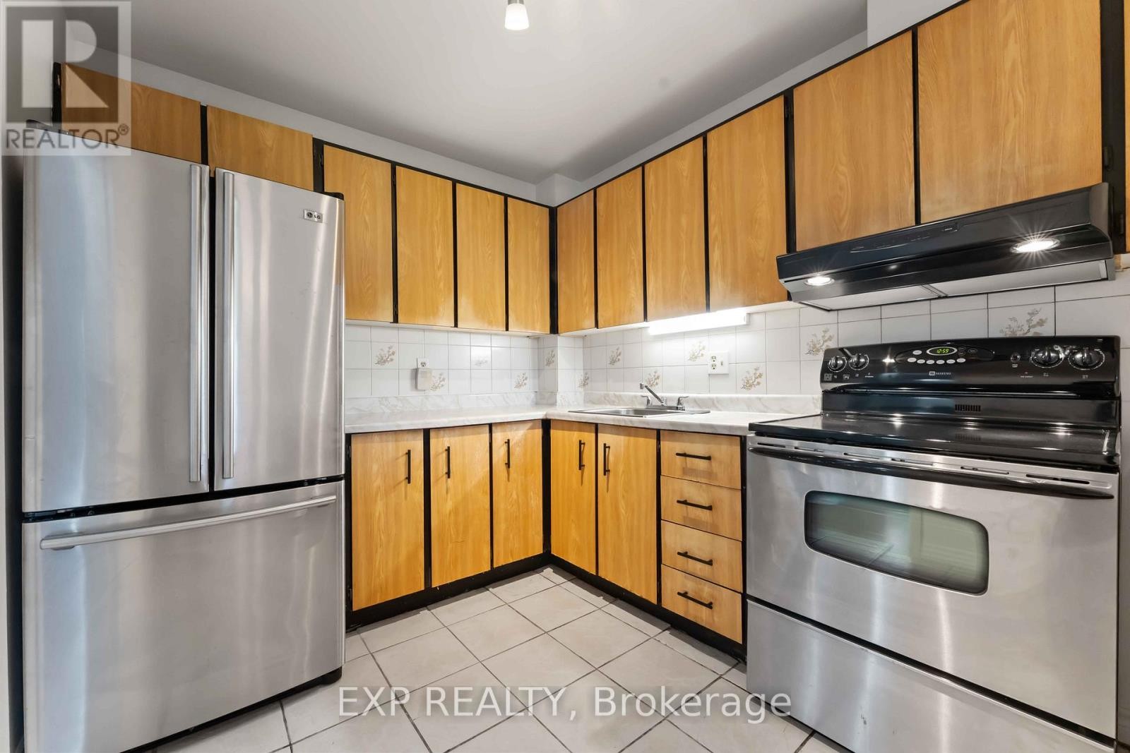 












181 - 825 CAHILL DRIVE W

,
Ottawa,




Ontario
K1V9N8

