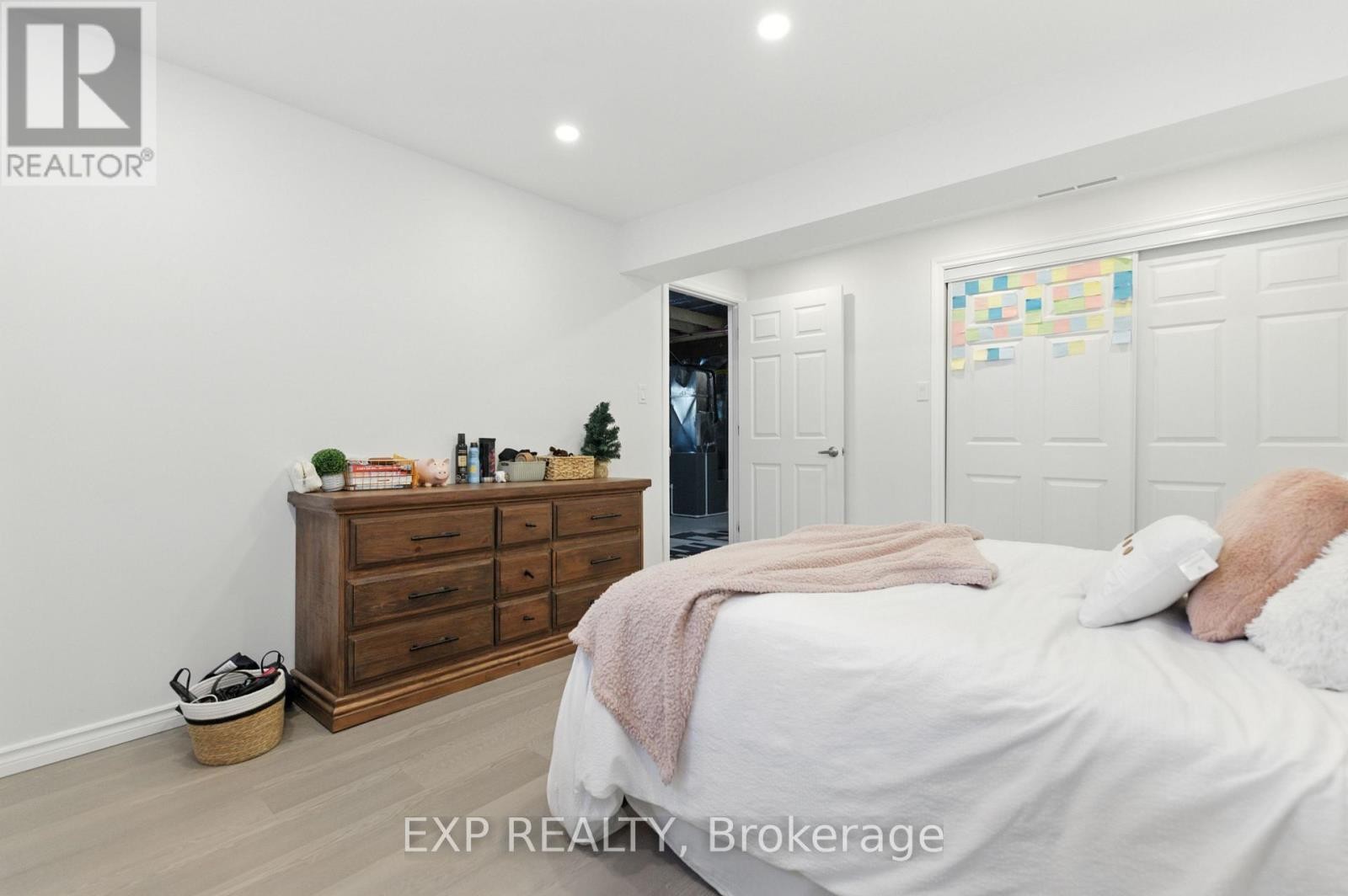 












202 DOWSLEY CRESCENT

,
Brockville,




Ontario
K6V0E2


