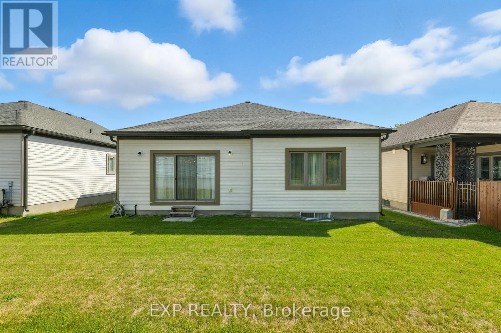












202 DOWSLEY CRESCENT

,
Brockville,




Ontario
K6V0E2

