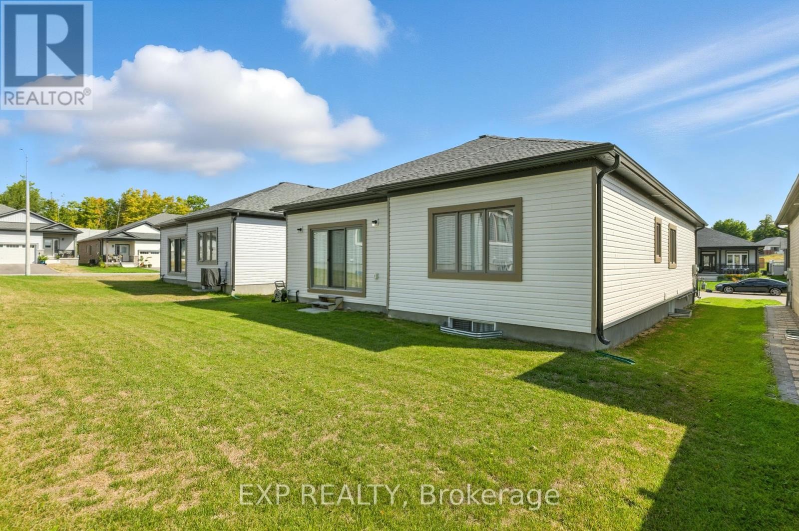 












202 DOWSLEY CRESCENT

,
Brockville,




Ontario
K6V0E2

