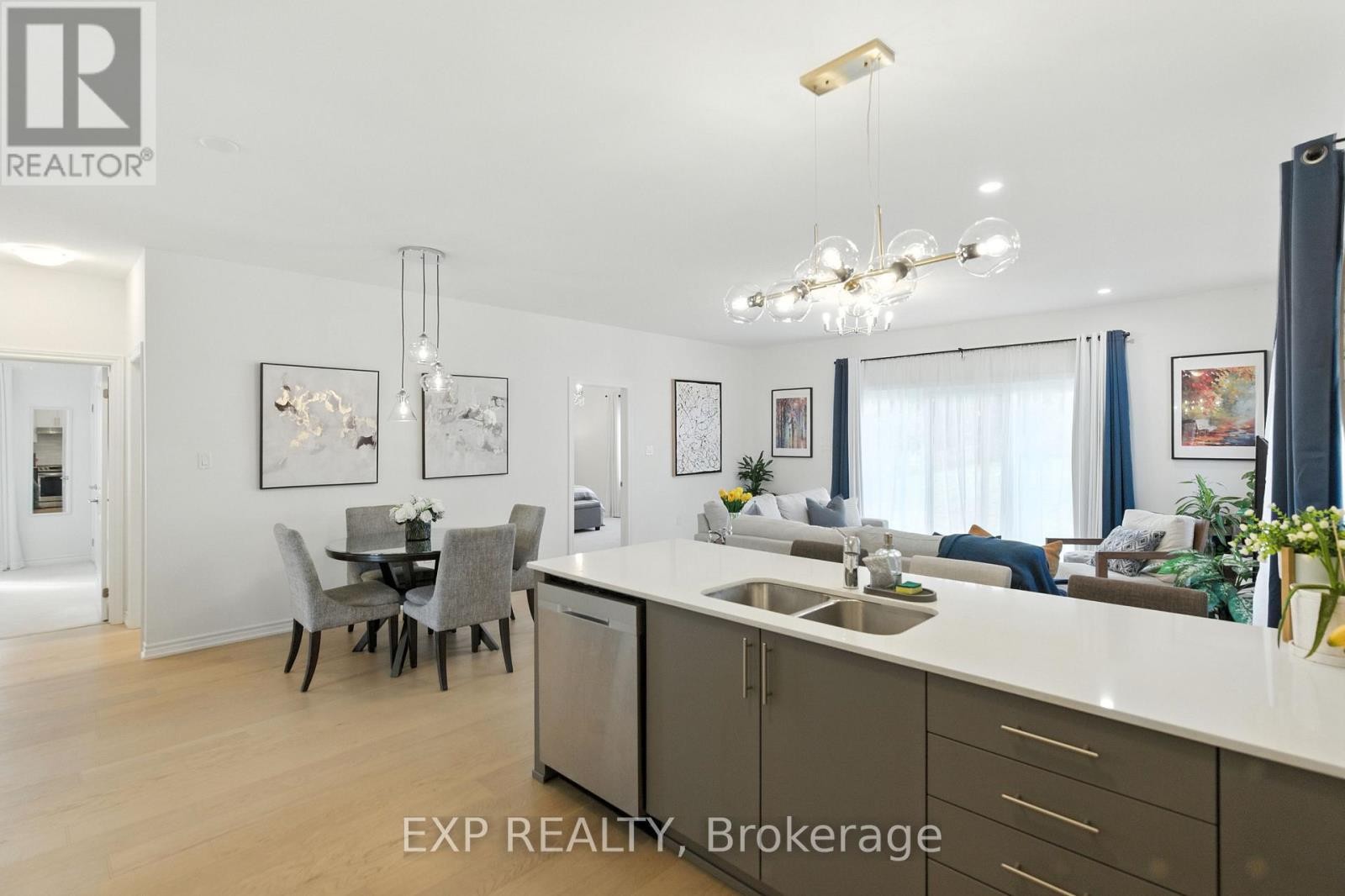 












202 DOWSLEY CRESCENT

,
Brockville,




Ontario
K6V0E2

