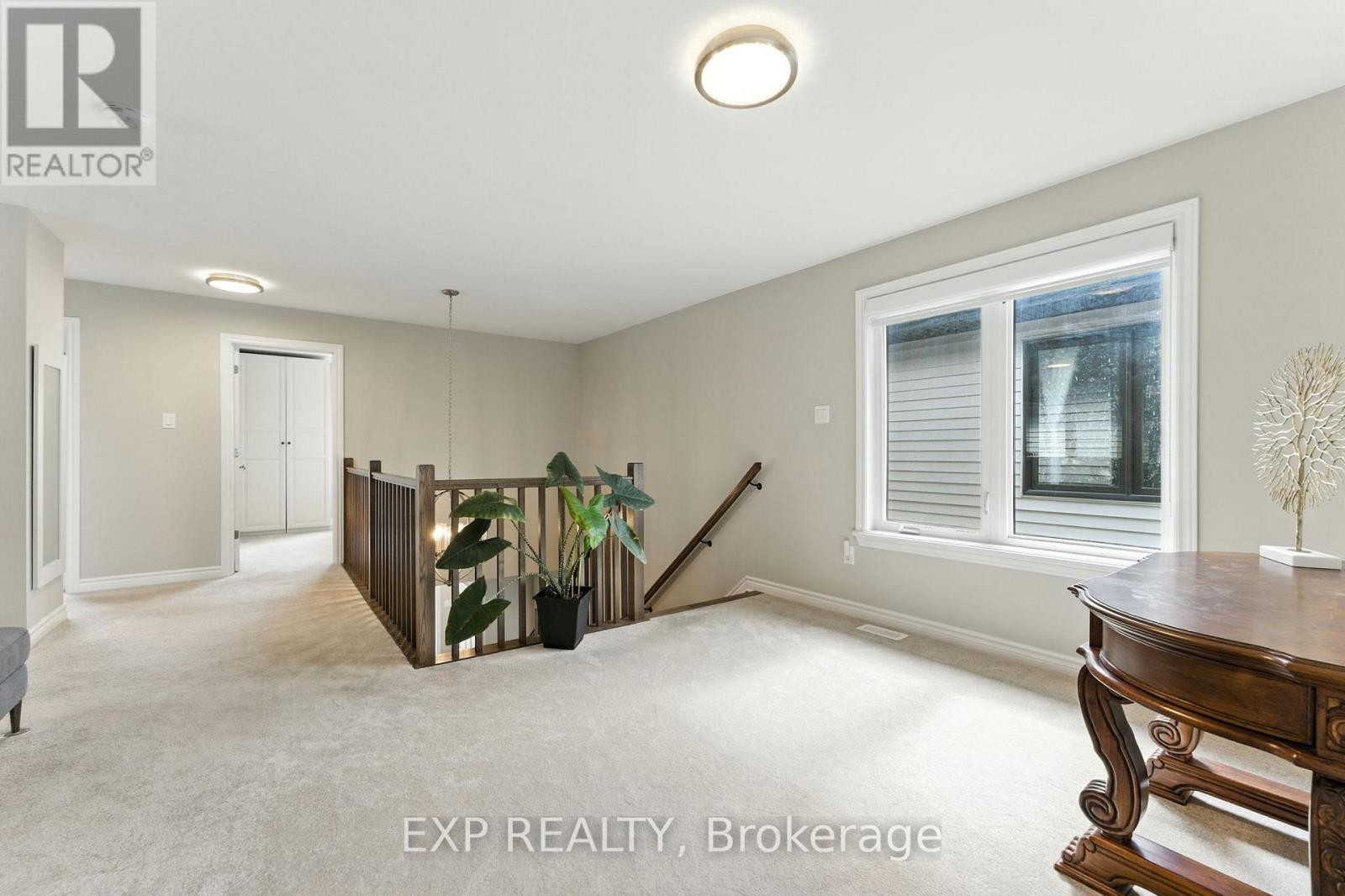 












68 PALFREY WAY

,
Ottawa,




Ontario
K2V0B4

