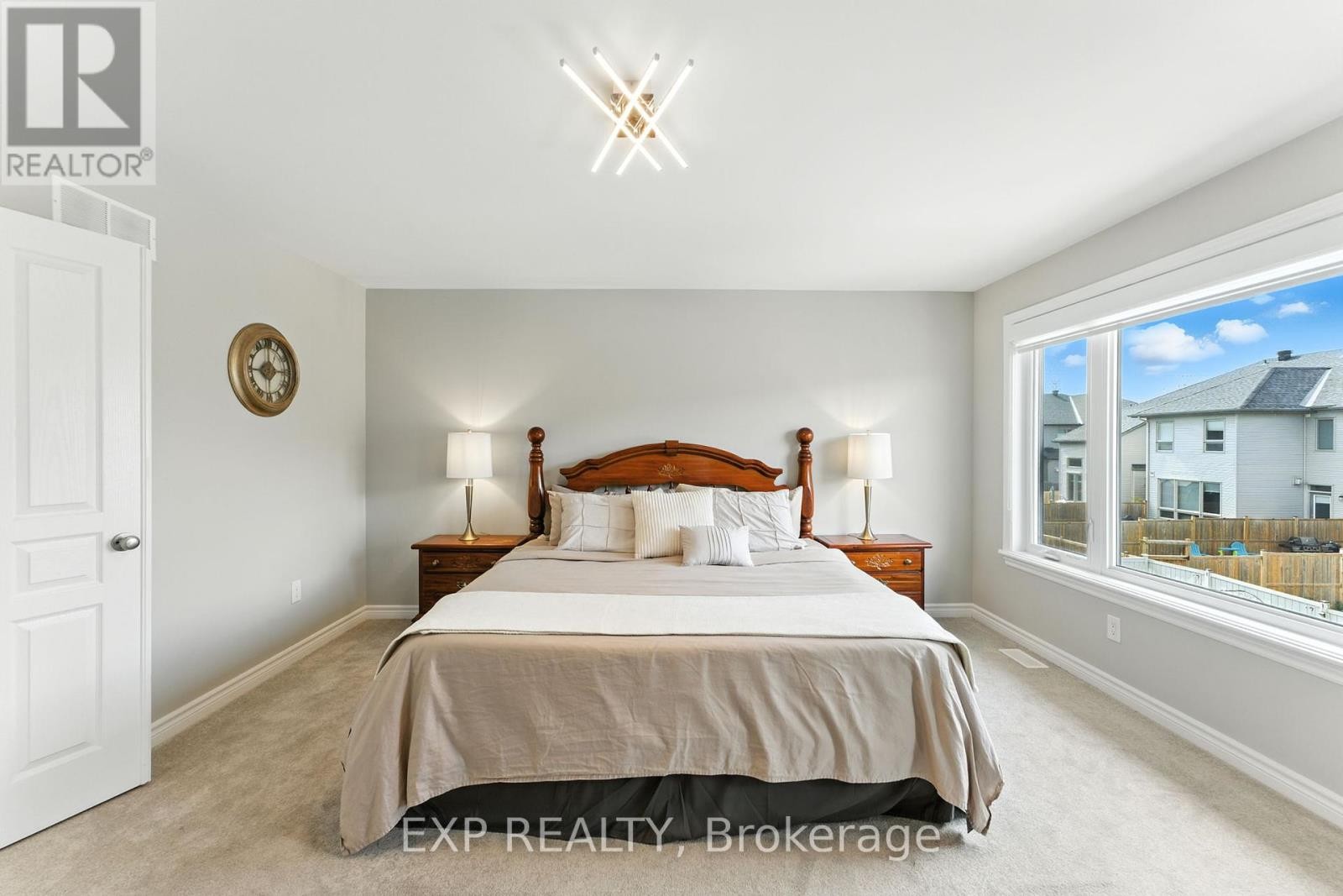 












68 PALFREY WAY

,
Ottawa,




Ontario
K2V0B4

