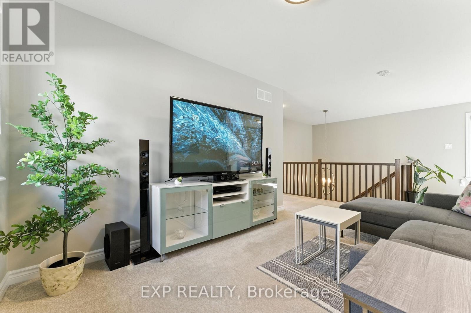 












68 PALFREY WAY

,
Ottawa,




Ontario
K2V0B4

