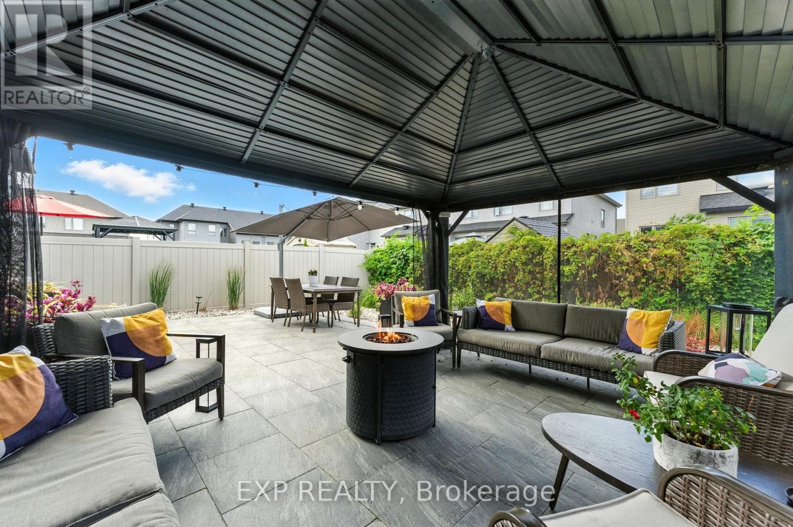 












68 PALFREY WAY

,
Ottawa,




Ontario
K2V0B4

