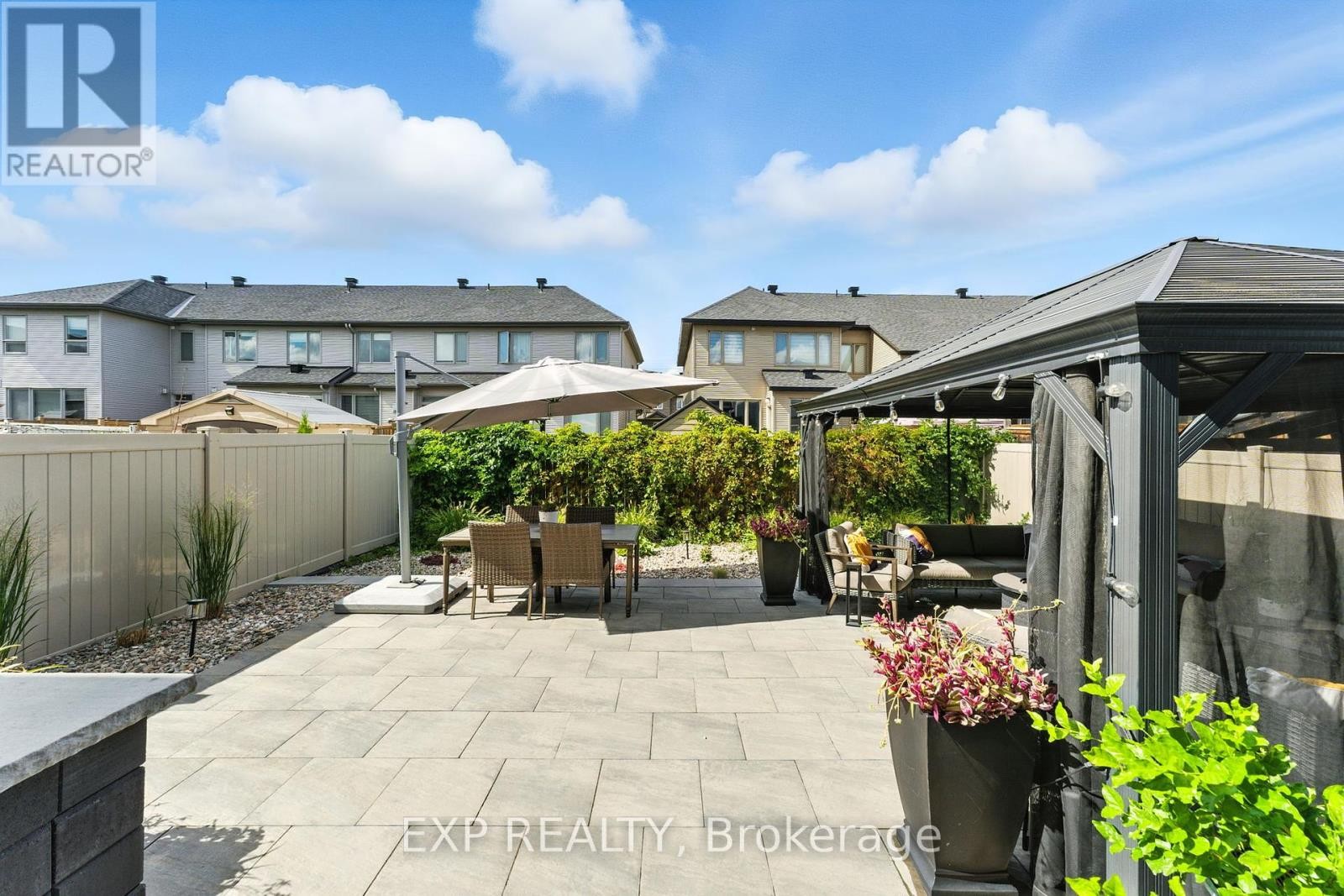 












68 PALFREY WAY

,
Ottawa,




Ontario
K2V0B4

