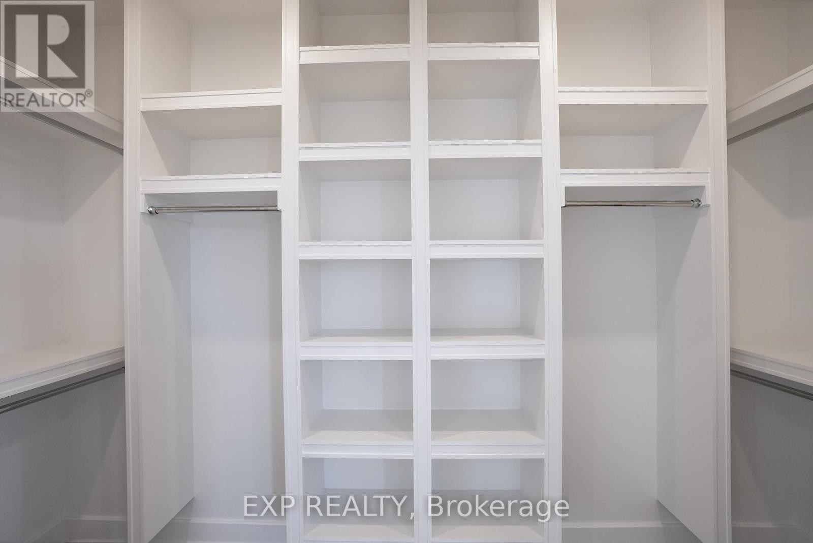 












62 COLUMBUS AVENUE S

,
Ottawa,




Ontario
K1K1R3

