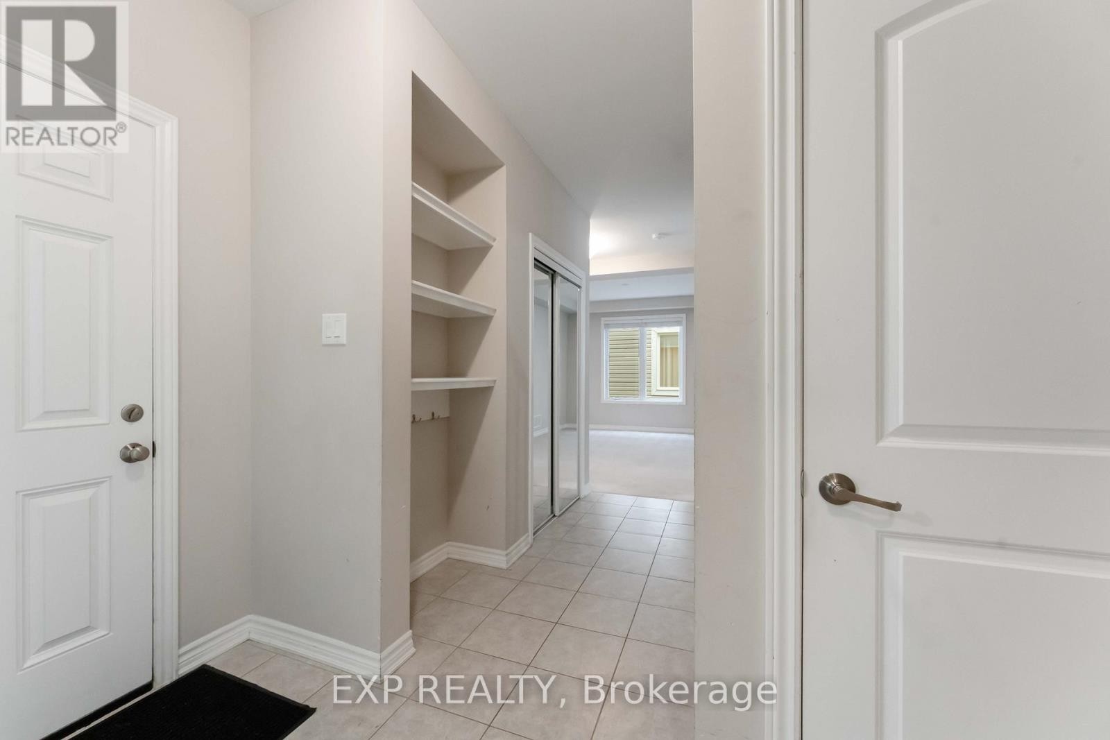 












206 PONDEROSA STREET

,
Ottawa,




Ontario
K2V0J6

