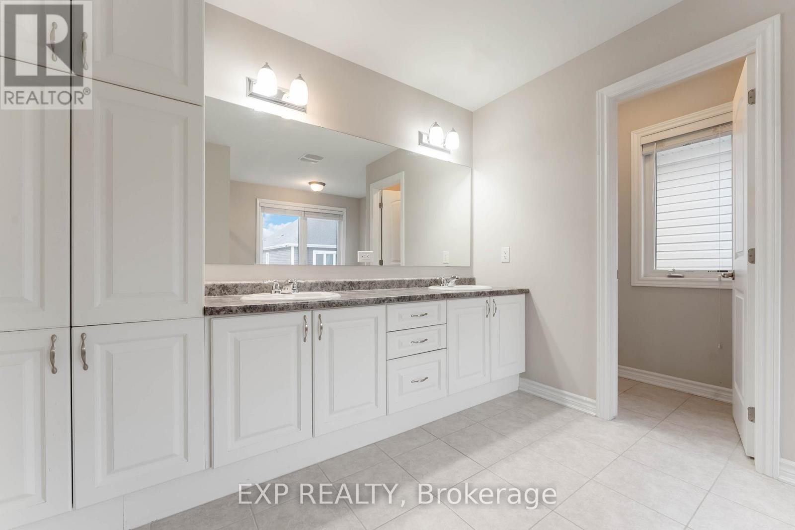 












206 PONDEROSA STREET

,
Ottawa,




Ontario
K2V0J6

