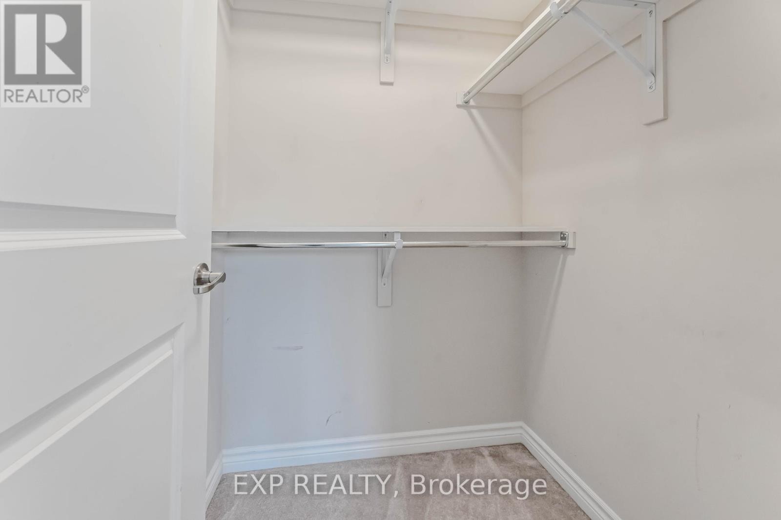 












206 PONDEROSA STREET

,
Ottawa,




Ontario
K2V0J6

