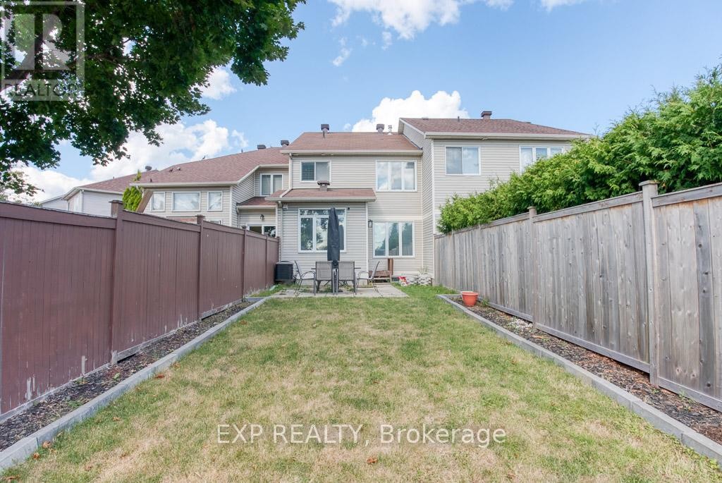 












4626 OGILVIE WALK CRESCENT

,
Ottawa,




Ontario
K1J1G7

