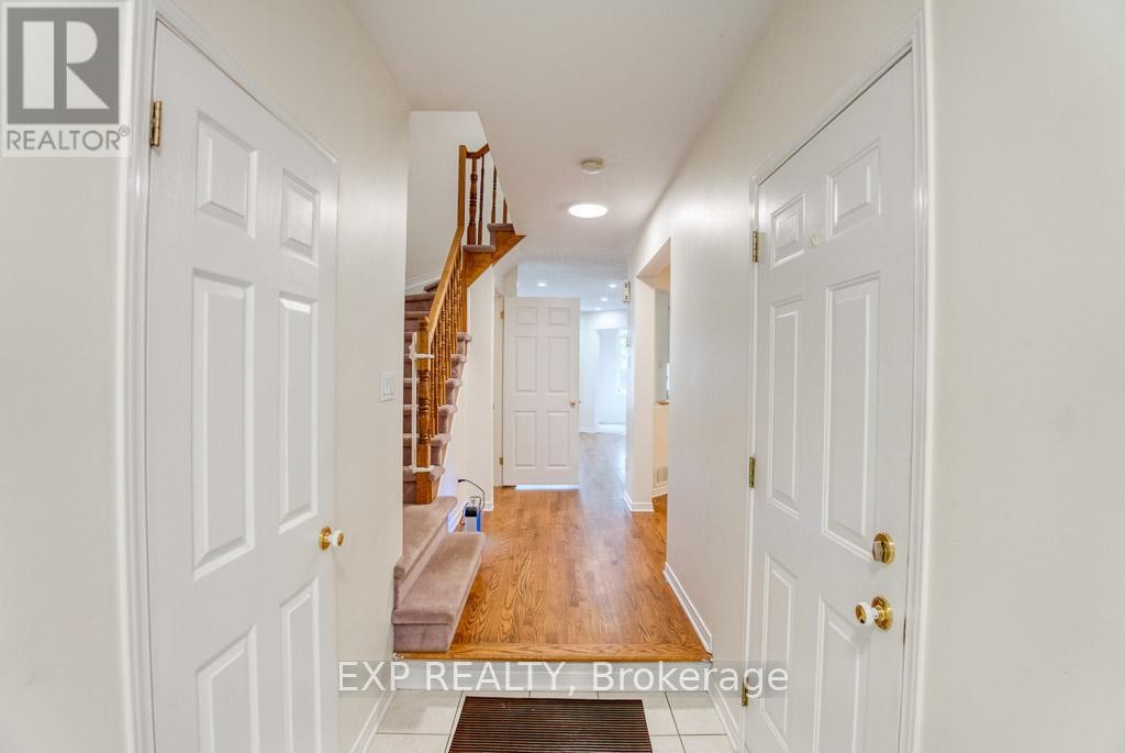 












4626 OGILVIE WALK CRESCENT

,
Ottawa,




Ontario
K1J1G7

