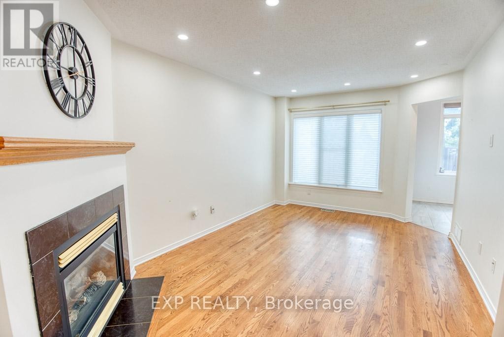 












4626 OGILVIE WALK CRESCENT

,
Ottawa,




Ontario
K1J1G7

