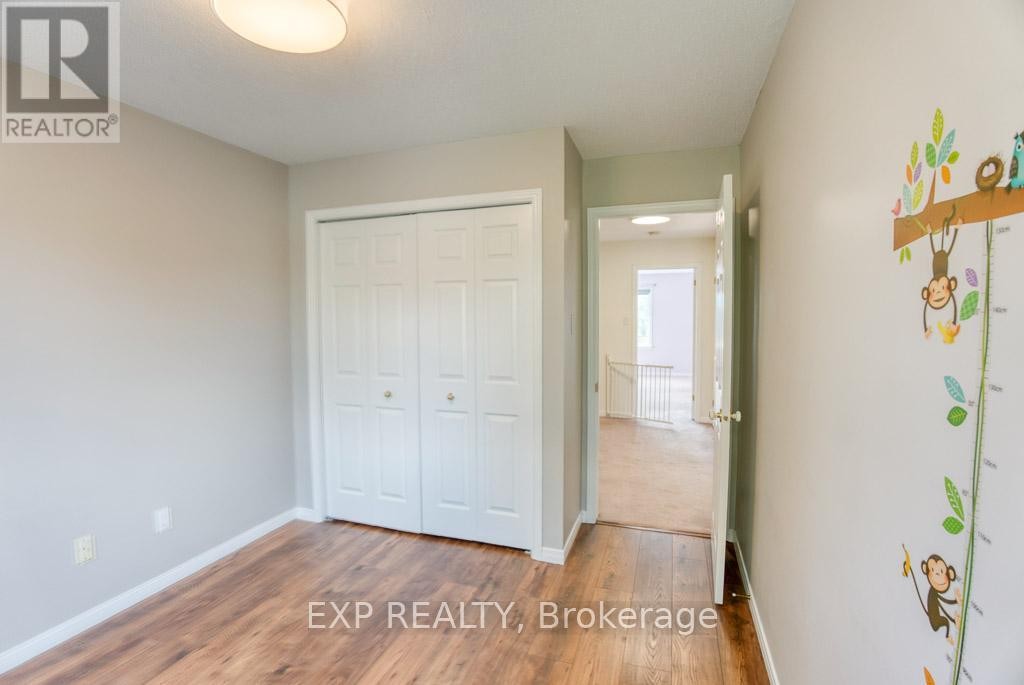 












4626 OGILVIE WALK CRESCENT

,
Ottawa,




Ontario
K1J1G7

