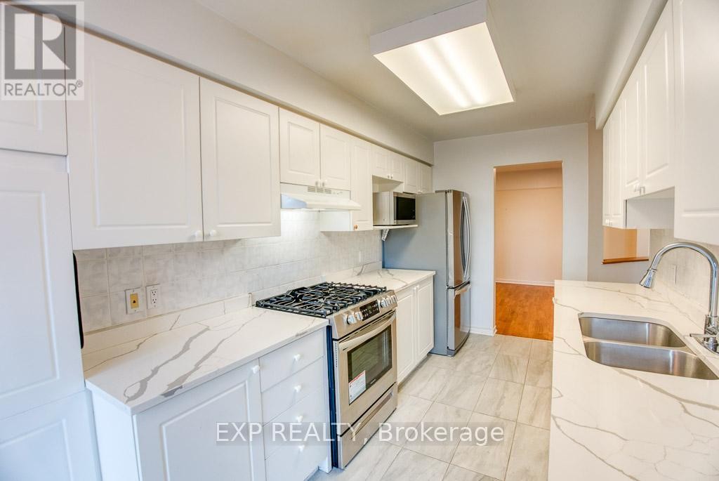












4626 OGILVIE WALK CRESCENT

,
Ottawa,




Ontario
K1J1G7

