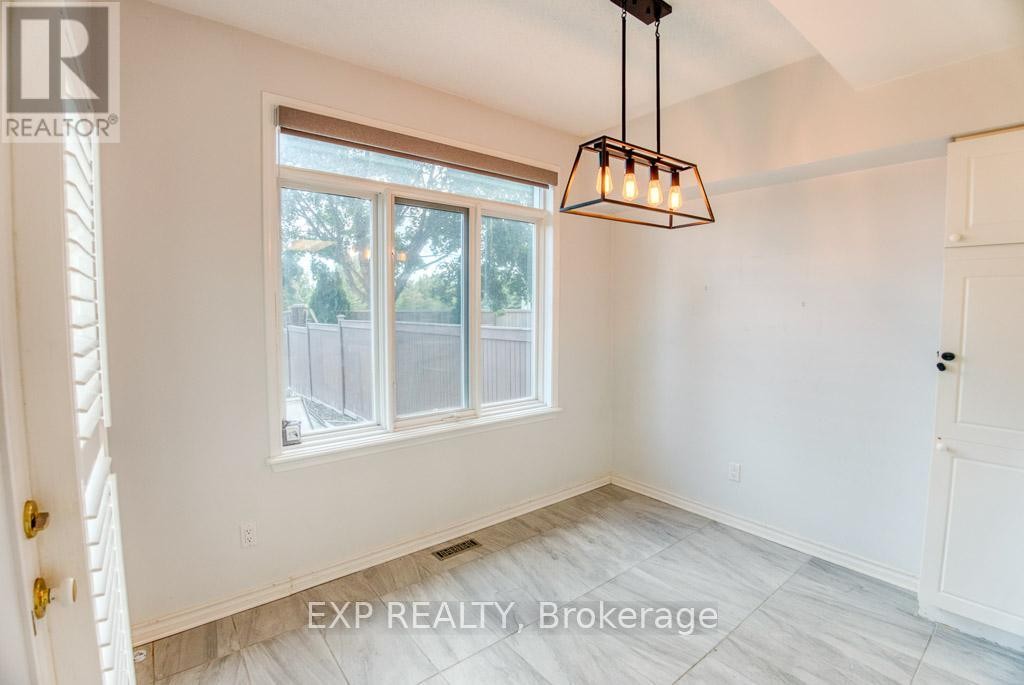 












4626 OGILVIE WALK CRESCENT

,
Ottawa,




Ontario
K1J1G7

