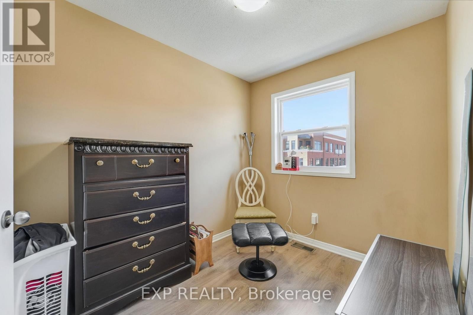 












235 KENNEVALE DRIVE

,
Ottawa,




Ontario
K2J0C3

