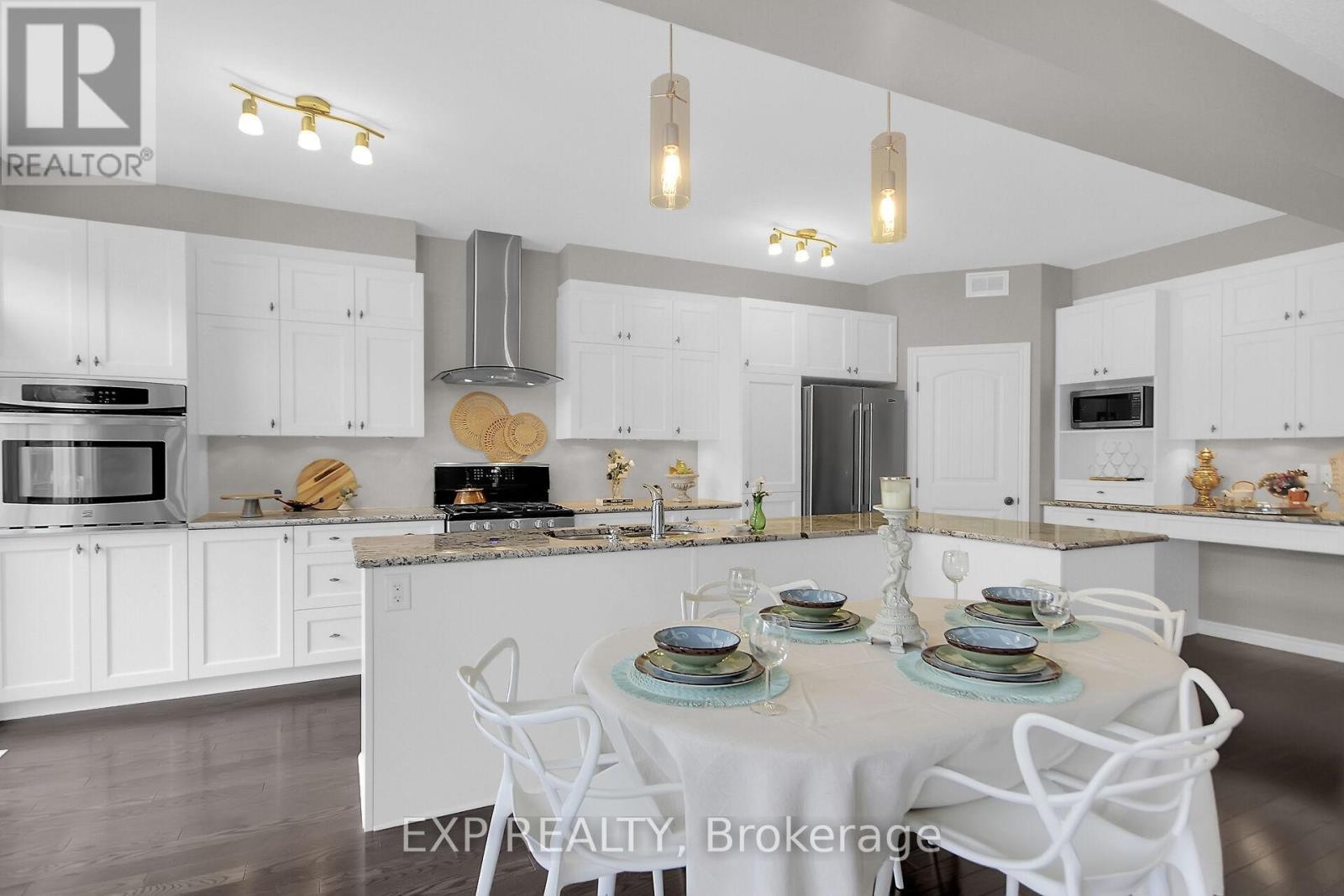 












132 GRACEWOOD CRESCENT

,
Ottawa,




Ontario
K1T0J5


