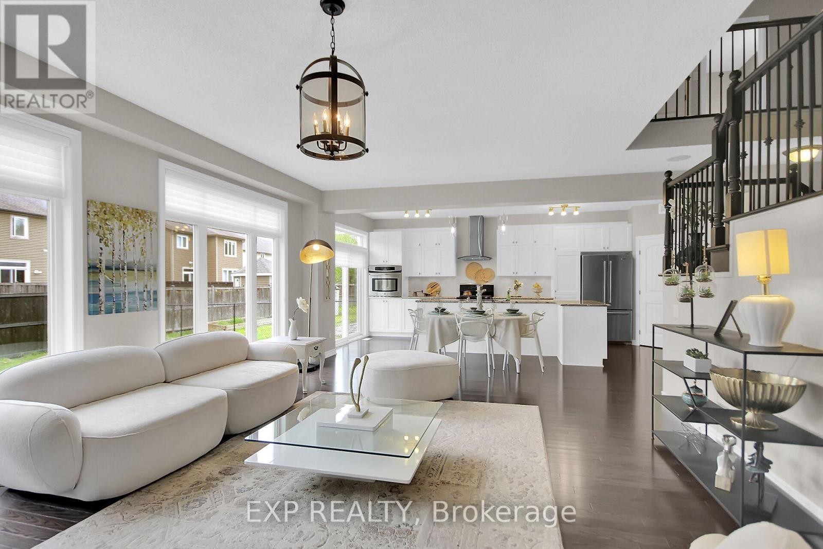 












132 GRACEWOOD CRESCENT

,
Ottawa,




Ontario
K1T0J5


