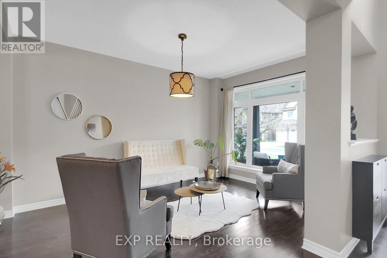 












132 GRACEWOOD CRESCENT

,
Ottawa,




Ontario
K1T0J5

