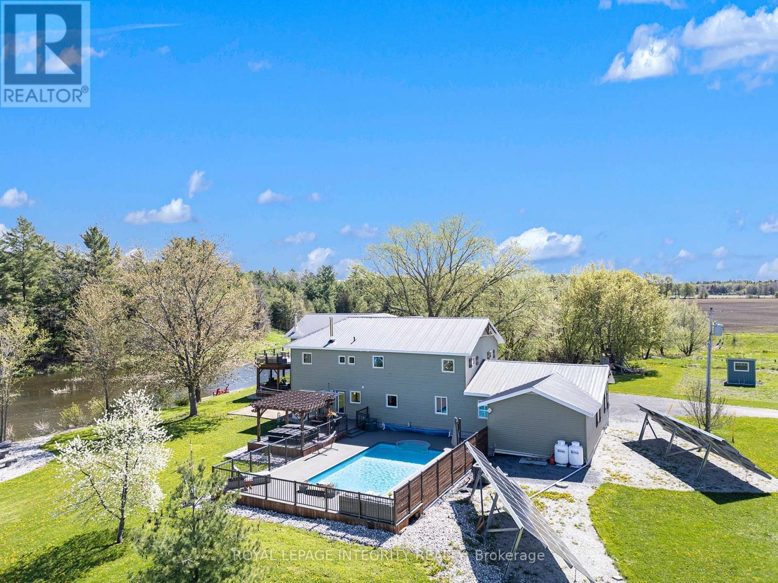












6548 CARP ROAD

,
Ottawa,




Ontario
K0A2H0

