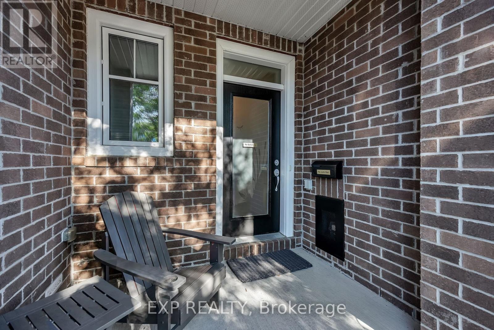 












654 CARTOGRAPHE STREET

,
Ottawa,




Ontario
K4A1B6

